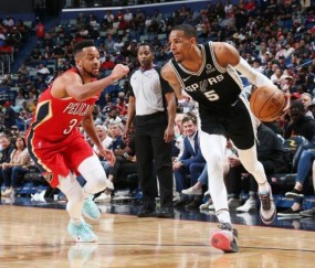 乐鱼·体育官方网站-卡位战复仇鹈鹕！马刺目标一致努力冲击附加赛