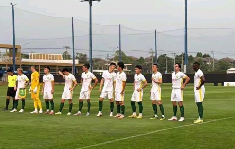 国安冬训：林良铭闪击破门 1-1战平韩国华城FC